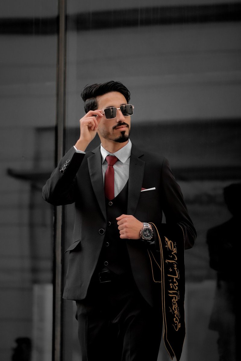 Alajory93's tweet photo. " قد كان حُلماً لا نظنُّ دنوّهُ ، لكنّ فضلَ الله كانَ عظيماً... 🤍🎓️" 
وهذا دفتر تخرجي الالكتروني اضعه بين لطف اناملكم و بديع كلماتكم... 🤍🎓️
https://t.co/USkyzDkdQ6 https://t.co/MdfG3Ym26e