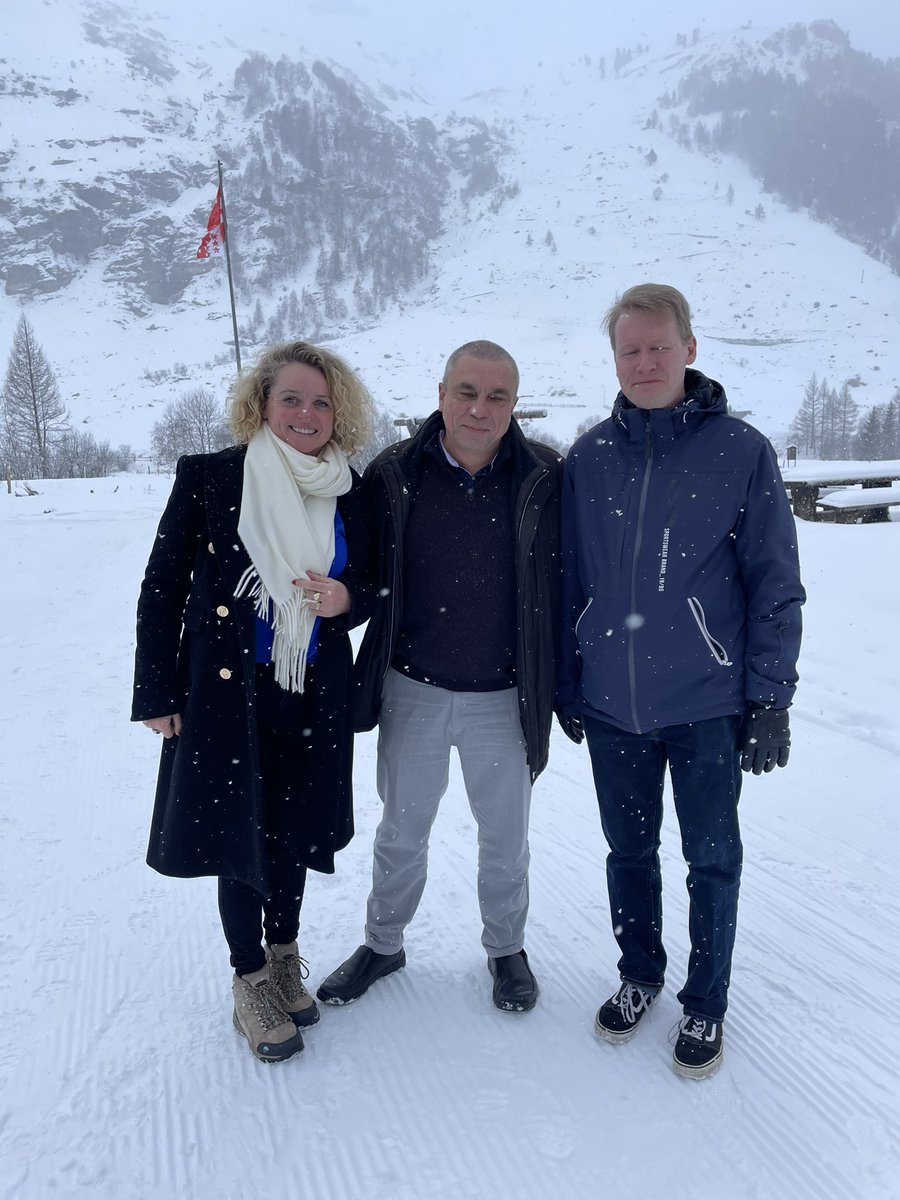 ILjubic's tweet photo. We kicked off the winter school on #datascience #optimization and #orms in Zinal, in the beautiful Swiss  mountains.

Organized by M. Bierlaire from @EPFL_en with more than 80 participants this year

https://t.co/p6ZFWxWGic https://t.co/lyC370Y37p