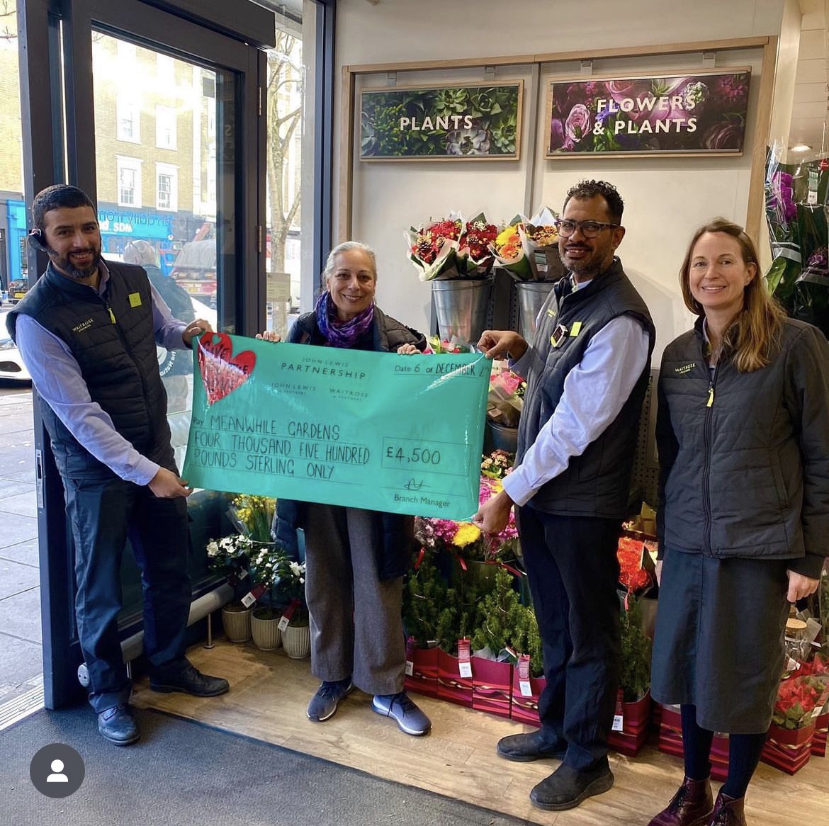 A massive thank you to @waitrose Notting Hill Gate for the donation to renovate our meeting room! It is very much needed and will ensure we can run our workshops etc in a much more pleasant environment 😊🌿 #communitygarden #northkensington #workshops #localcommunity