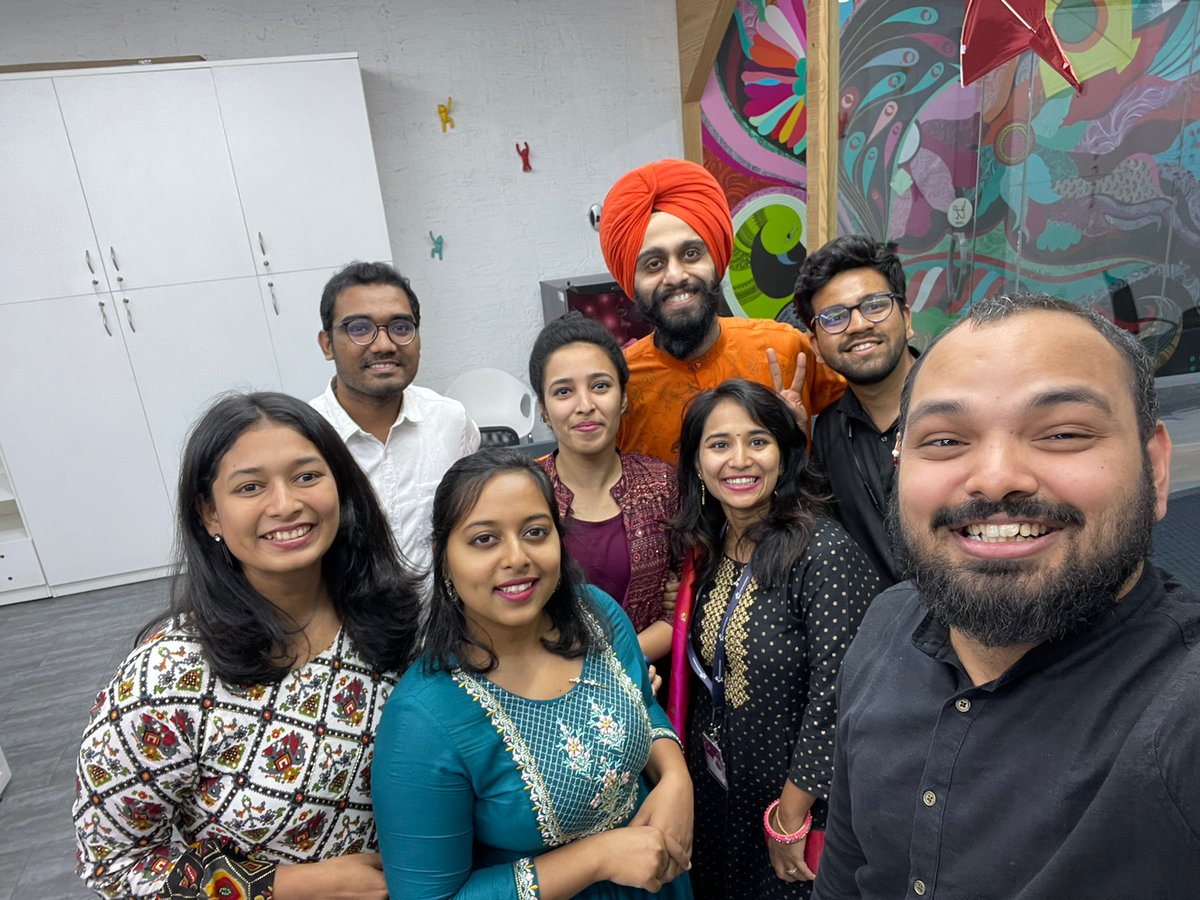 techknomatic's tweet image. Just have a look at our Mumbai Office. The decoration was all in its glory. 🤩

Wishing you a joyful Makar Sankranti | Lohri | Pongal | Uttarayan 🌞🌾🪁🪔

#Techknomatic #Pongal #Lohri #Uttarayan #MakarSankranti #OfficeCelebration #Mumbai