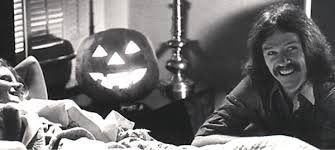 Happy 75th birthday to legendary filmmaker John Carpenter. 