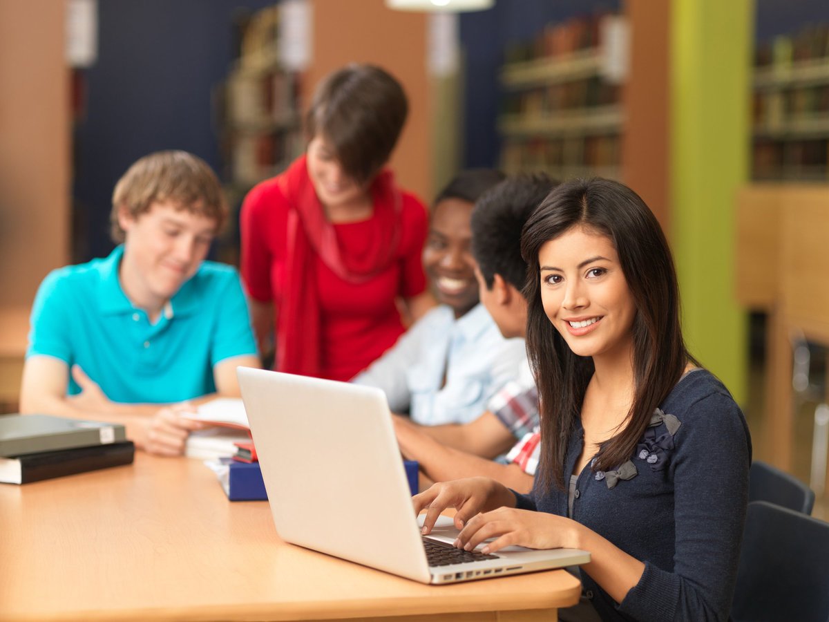 Hej lärare! Besök vår nya sida där vi samlar allt vårt skolmaterial - tydligt, sökbart, inspirerande och alltid aktuellt. Börja botanisera idag! skolmaterial.ungaforskare.se #skola #lärare #forskning #vetenskap