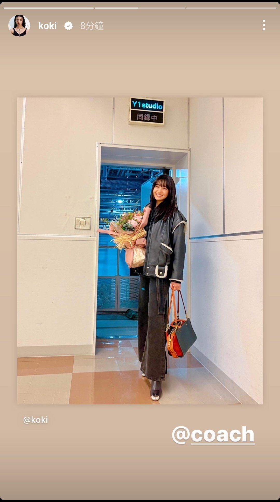 【証拠写真あり】木村光希直筆サイン入り写真 評価カード付き 一瞬認証書付き 証拠写真あり】木村光希直筆サイン入り写真 評価カード付き 一瞬