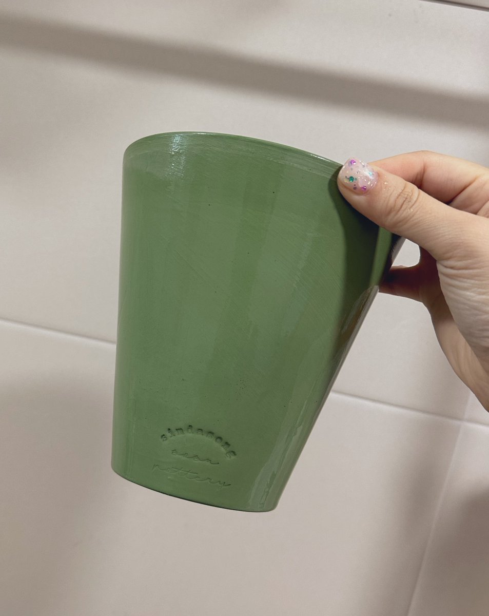 갑자기 구연산 과탄산소다에 주방세제 섞는 방법 (하수구청소법) 생각나서 해보았다 
거품이 더 많이 나서 더 잘닦이는 기분이다