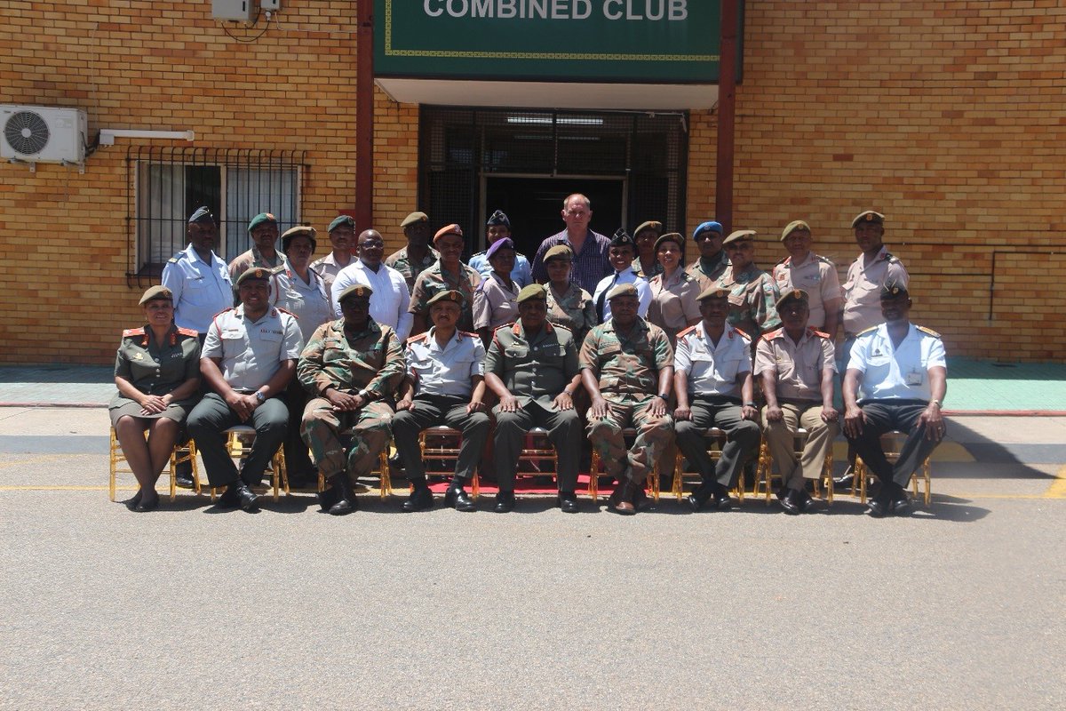 SANDF_ZA's tweet photo. READ || A new era has dawned at the Logistics Division, as newly appointed Chief Logistics, Lieutenant General Xolani Brian Ndlovu and the predecessor Lieutenant General Jabulani Sydney Mbuli had an official handing over ceremony.

https://t.co/wqd4YHHQek

#SANDF
#LogDivision https://t.co/S4MWiK142e