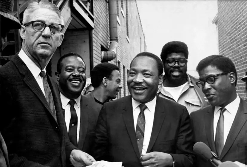 “Duped by leaders who have no true interest in moving the dial for justice,” writes Tony Clark. “They tease words like ‘opportunity’ and ‘access,’ then choose to do next to nothing to move those who are in the greatest need from the margins.”

✍🏾 tonycclark.medium.com/the-larceny-of…