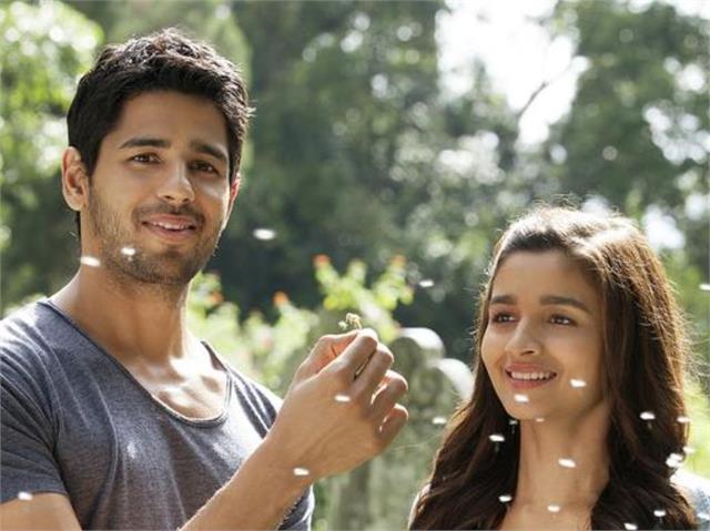 punjabkesari's tweet photo. Siddharth-Alia की तरह एक्स से दोस्ती ���रने से पहले जान लें ये बातें
https://t.co/wJwJRiBFvn

#SiddharthMalhorta #HappyBirthdaySidharthMalhotra #AliaBhatt #Friendswithexes #Breakup #Relationshiptips #Relationship https://t.co/ZYGTUY6CXE
