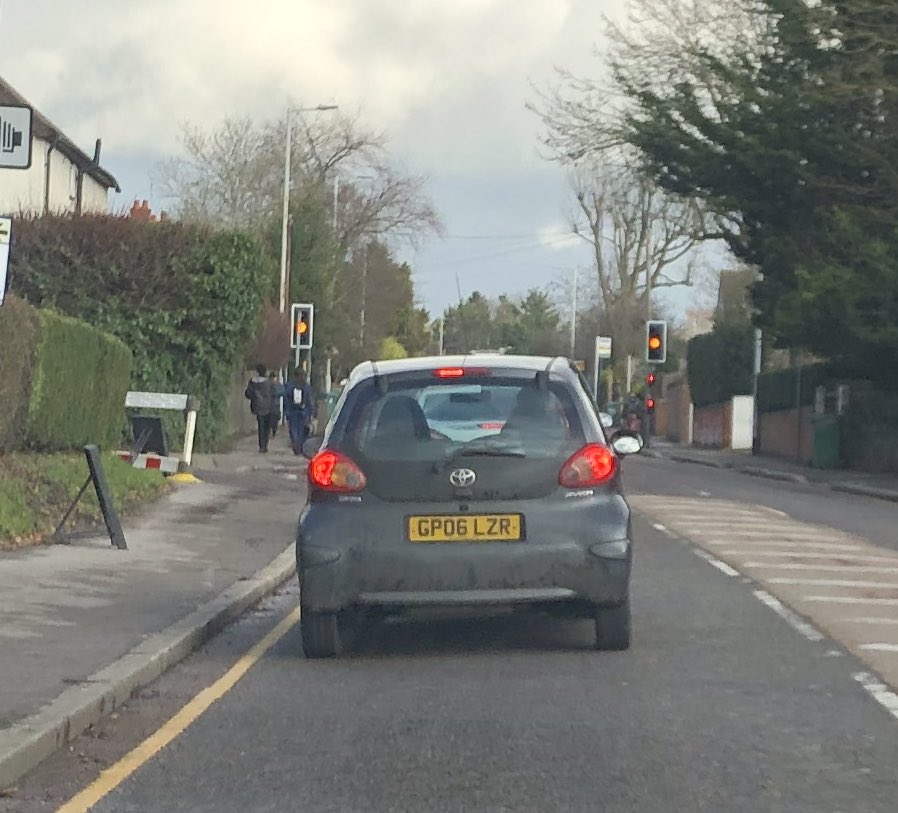 james_e90's tweet photo. Littering driver all the way down Rickmansworth road , Monday jan 2023 1:30. Video also, chucking litter out the car. Back right wheel had no thread left and looked loose. Shouted abuse at passers by. @WatfordCouncil @hertscc @HertsPolice https://t.co/kkdsAzaJLj