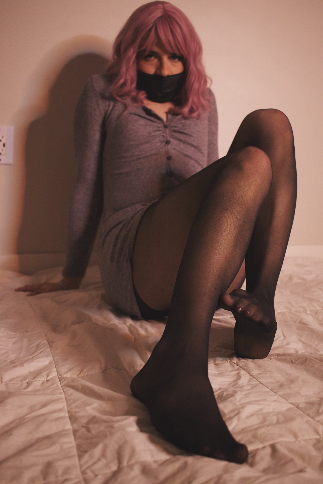 Can you come rub my nylon covered soles for me!? #femboy #crossdresser #sissy #crossdressing #gay #trans