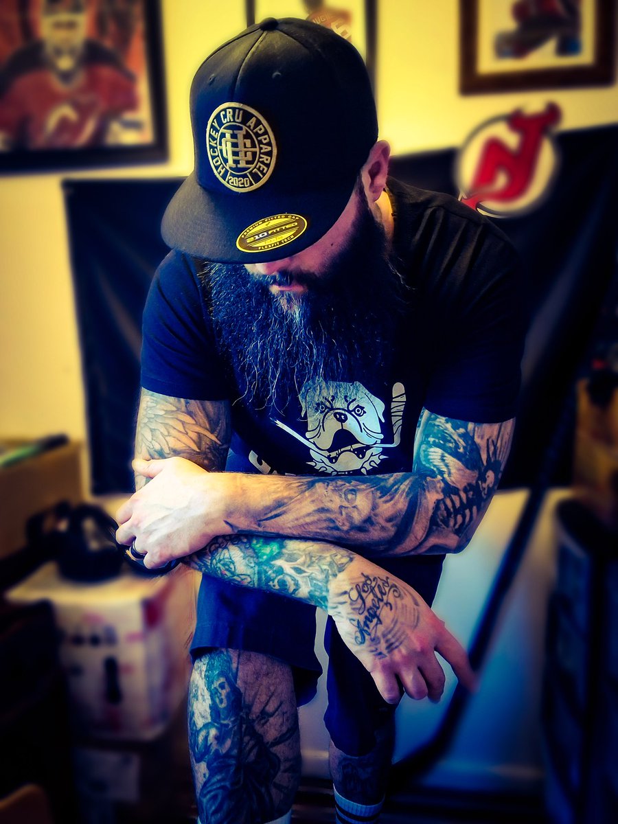 HOCKEYARTCO's tweet photo. BOOMTOWN is on show on the website and on line! BooooomTown! 

https://t.co/9EcjArFtw4 

 #HockeyArtCo #HockeyCruApparel #HCA #HAC #nhl #icehockey #hockeylifestyle #HockeyArtClothingUK #reaper #ReaperKings👑💀 https://t.co/CZ7bJDCvNj