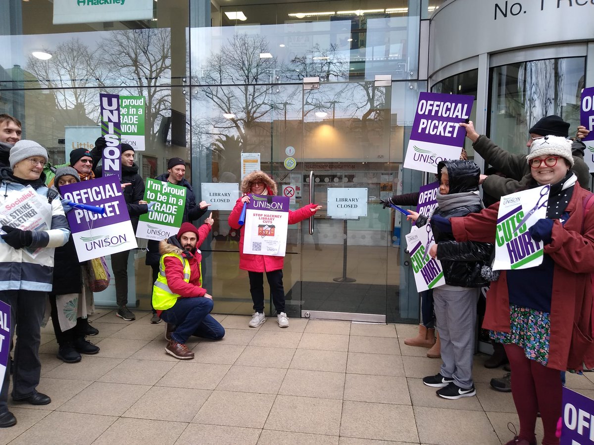 NSSN_AntiCuts's tweet photo. #NSSN supporting @HackneyUNISON #librarystrike @unisontheunion https://t.co/9HmhNPJePZ