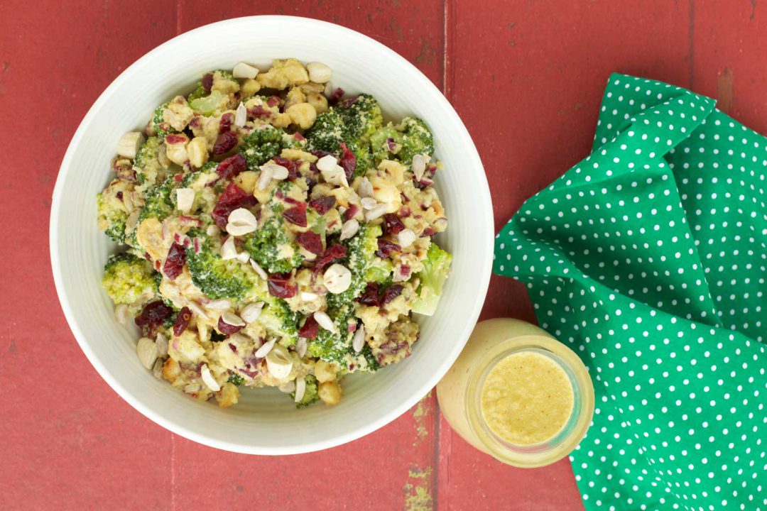 Looking forward to getting fit and healthy in the new year? We have a light and easy meal prep recipe to help you get started... Bertman, Broccoli and Bean Salad! This fresh salad is a tasty way to start eating right in the new year! #BertmanRecipies ow.ly/zAzg30q6ifz