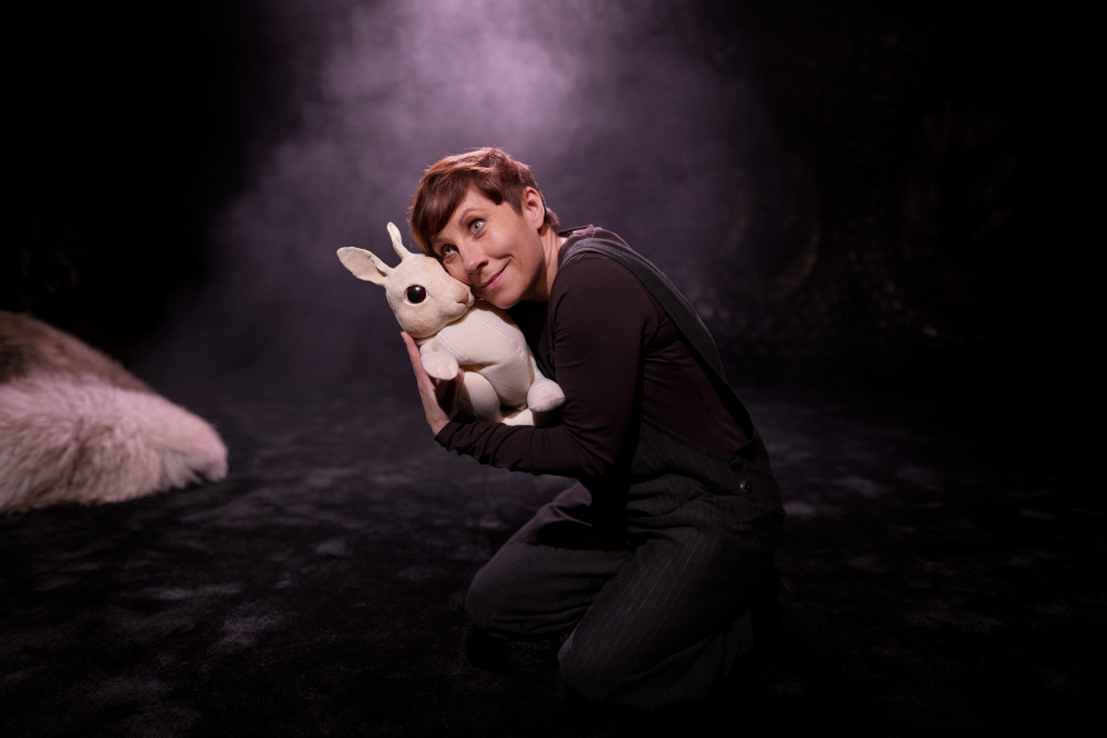 STORA_TEATERN's tweet photo. Pappa Kapsyl, Magiker Malin Nilsson och Marionetteatern – Tre färgstarka scenkonstupplevelser för barn och deras vuxna under våren 2023 på Stora Teatern.
 https://t.co/lIcqzkdOs8 https://t.co/gUCtB0XzZH