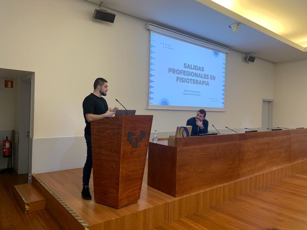 [ESP] Ha sido un placer participar contando mi experiencia en esta Jornada de Orientación Profesional para los/las alumnos/as de 4º de Fisioterapia en la Universidad del País Vasco <a href="/upvehu/">UPV/EHU</a>