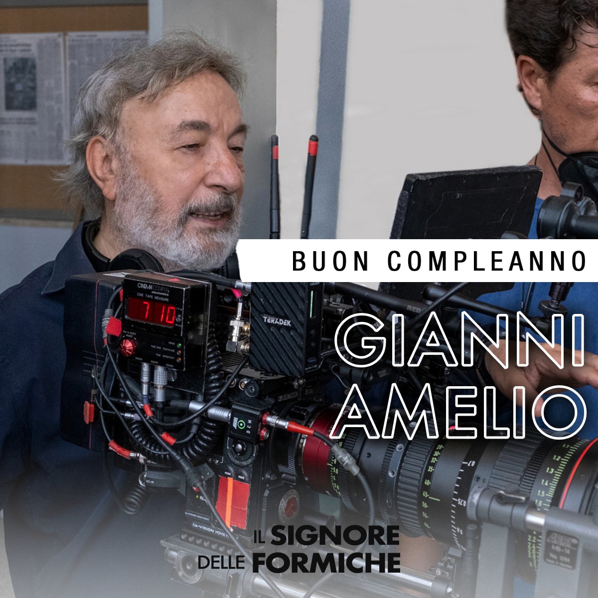 01Distribution's tweet photo. Oggi celebriamo il grande #GianniAmelio!🎂
Regista apprezzato nel panorama cinematografico italiano per quell’impronta autoriale definita da un’attenta osservazione della realtà, tra i suoi capolavori ricordiamo #LaTenerezza, #Hammamet e il più recente #IlSignoreDelleFormiche. https://t.co/yp8ZaI0MOo