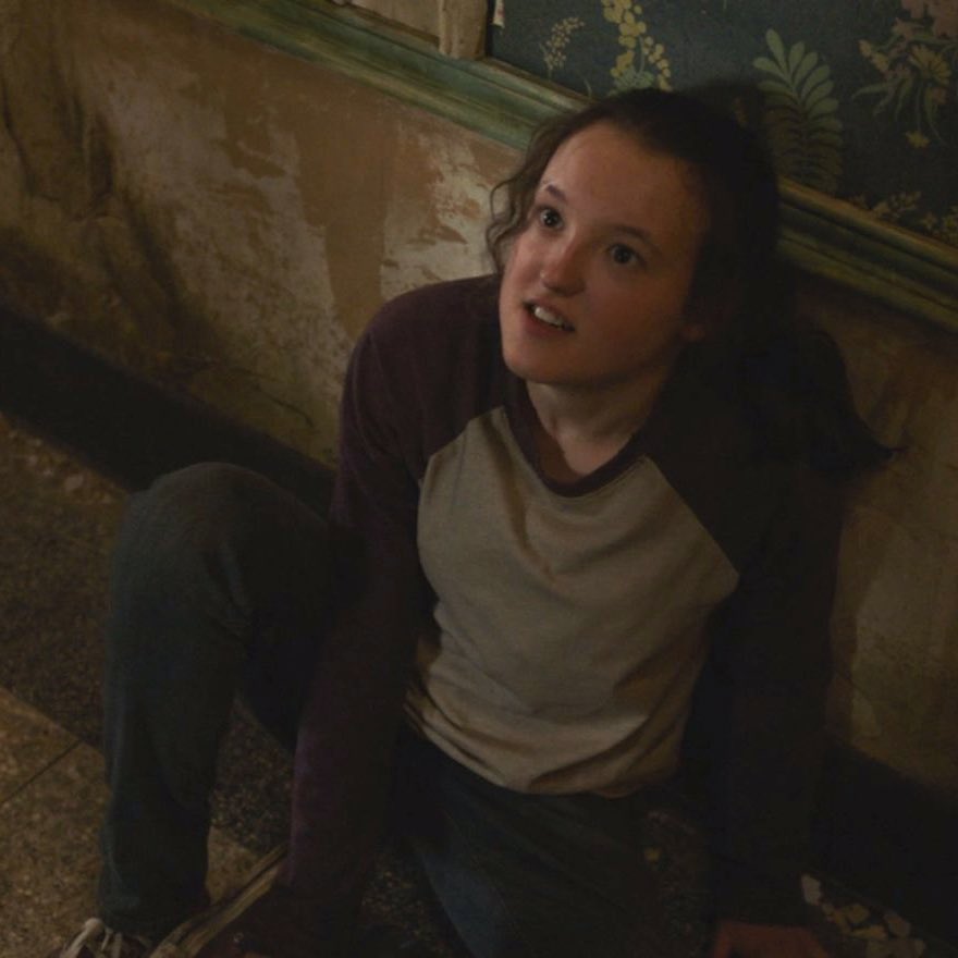 thelastofbr's tweet photo. como que ainda tem gente reclamando da aparência da ellie depois desse show de atuação que ela deu? #TheLastOfUsHBO #TheLastOfUs https://t.co/4QvsHjDNoM