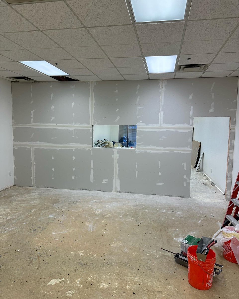 lawyer_johnson's tweet photo. Creative Home Designs LLC offers the best Commercial Renovation in Phoenix. Find out what we can do for you in the most cost-effective way!

Call Us Today!

602-882-4373

#commercialrealestateagent #commercialrenovation #commercialrealestateinvesting #commercialrealestateinvest https://t.co/EHLu7mcXIF