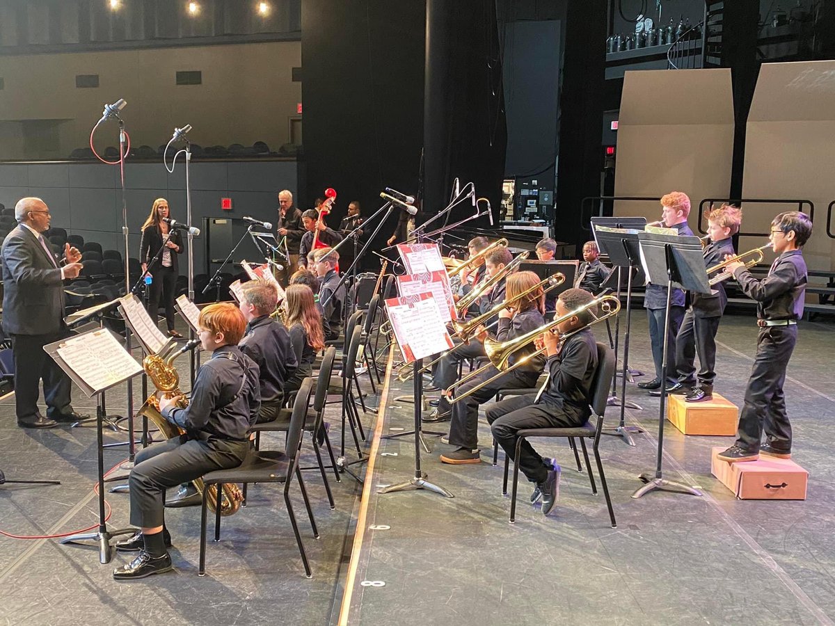 Woodland MS Bands tweet media