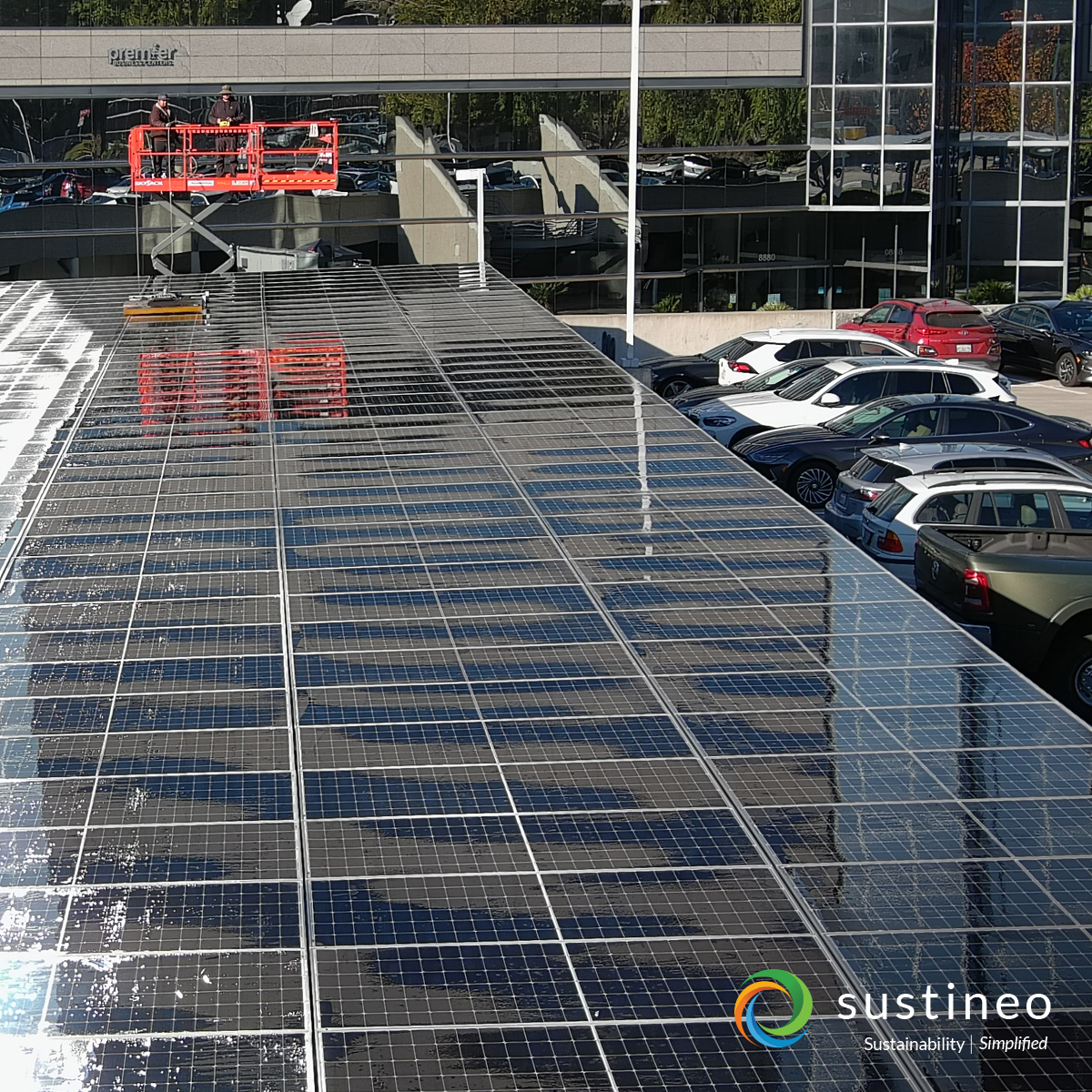 Sustineo_Solar's tweet image. Freshly washed PV panels glimmer in the morning sunlight. 
-
- 
#sustineo #solclean #solarwashing #solarcleaning #solar #solarpower #solarpanel #savetheplanet
