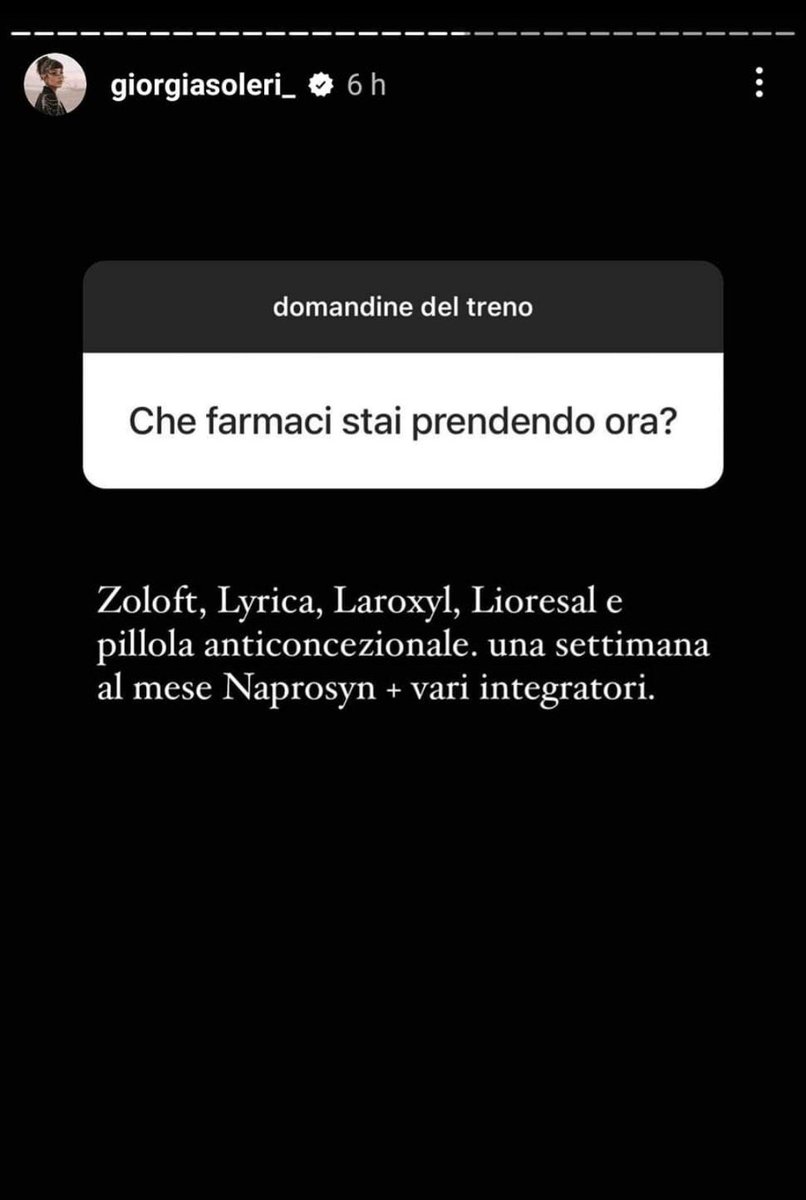Davide's tweet photo. 800mila follower di giovane età e la leggerezza di chi parla a uno o due amici: quand’è che ci accorgeremo che questo sistema comunicativo banale e avventato, quando i discorsi si fanno seri, è pericoloso? https://t.co/GffJ4vQWRL
