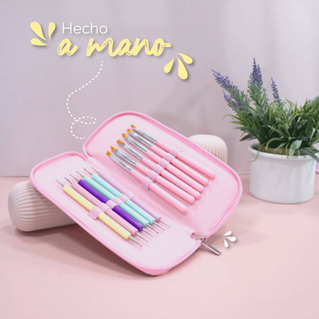 Charlottevdr_co's tweet photo. ▶️Desliza y conoce los beneficios de nuestro estuche de pinceles Charlotte Cosmetics🥰🖌️.  Pídelo aquí ▶️ https://t.co/4bb1e8rXRY

#eligenaturaleligecharlotte #uñaslindas #tendenciacharlotte #uñassemipermanentes #viralnails #herramientasuñas #decoracionuñas #deconails https://t.co/vohXVgQRBO