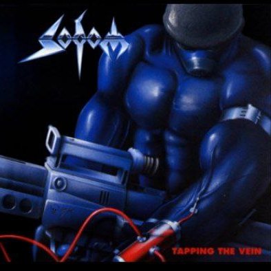 а давайте мы на обложке сделаем перекачанного синего мужика в противогазе и каске с пулеметом и перетянутой рукой в которую вставлена игла и хлещет кровь а давайте