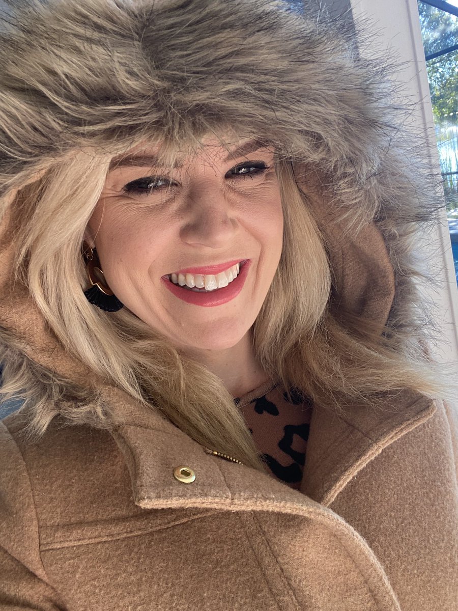 BrittanyonTV's tweet photo. Brrr π₯Ά Weβre actually getting use out of our winter wardrobe here in Florida recently! π
Oh by the way, hi Twitterverse! π Iβve missed you! #FLwx #WinterinFL https://t.co/4ZlVWbzM9I