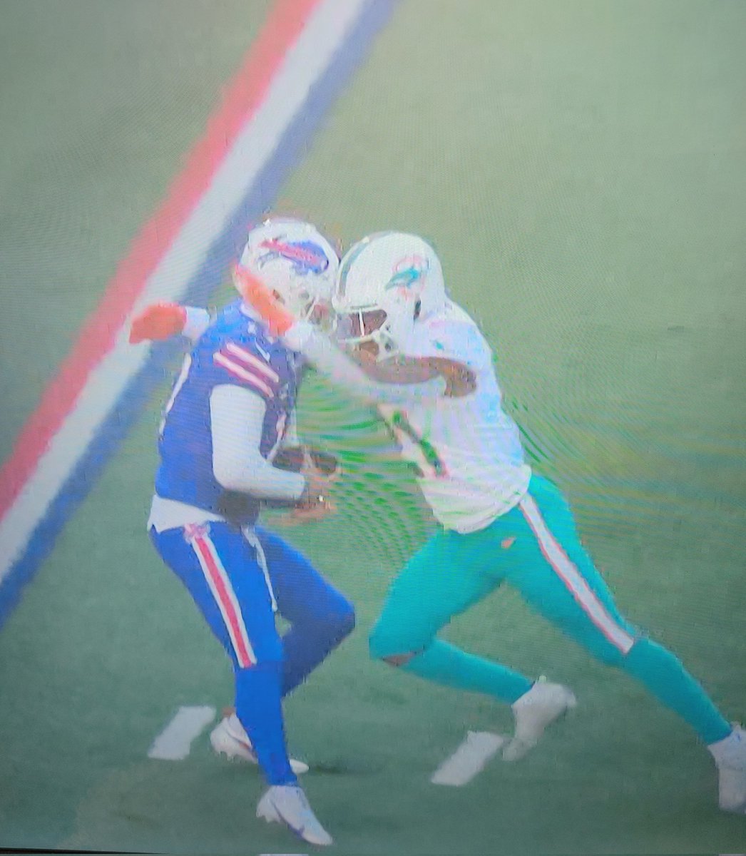 j_plunk's tweet photo. @JoeBuscaglia @ChrisBrownBills Anyone else think the strip sack play on Josh should have been flagged for helmet to helmet contact? https://t.co/whwFwaZQqu