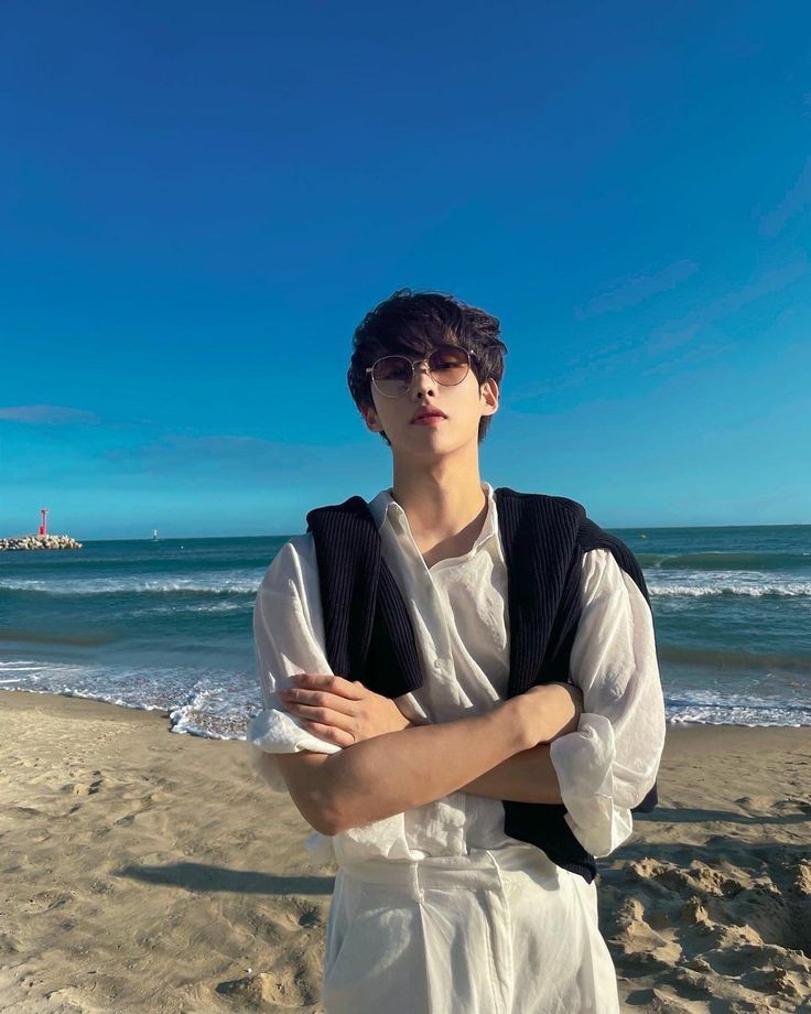 ㅤ

          — nim's update !
          " photos from today,
             i had so much fun
             kanina !! :] "

ㅤ