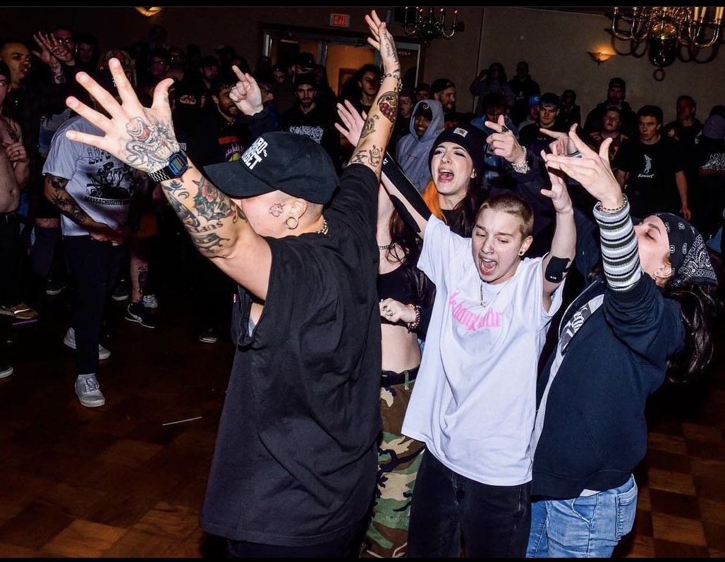 ๐ธ๐๐๐ ๐ญ๐๐๐๐๐ tweet media