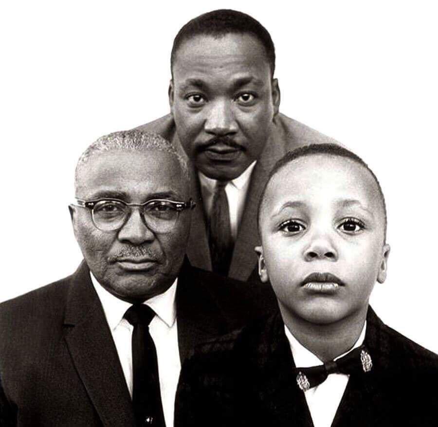 dopefreshcool's tweet photo. Martin Luther King, Jr. with Father and Son, 1963. Photo by Richard Avedon #MLKDAY https://t.co/Oa42hRsWK4