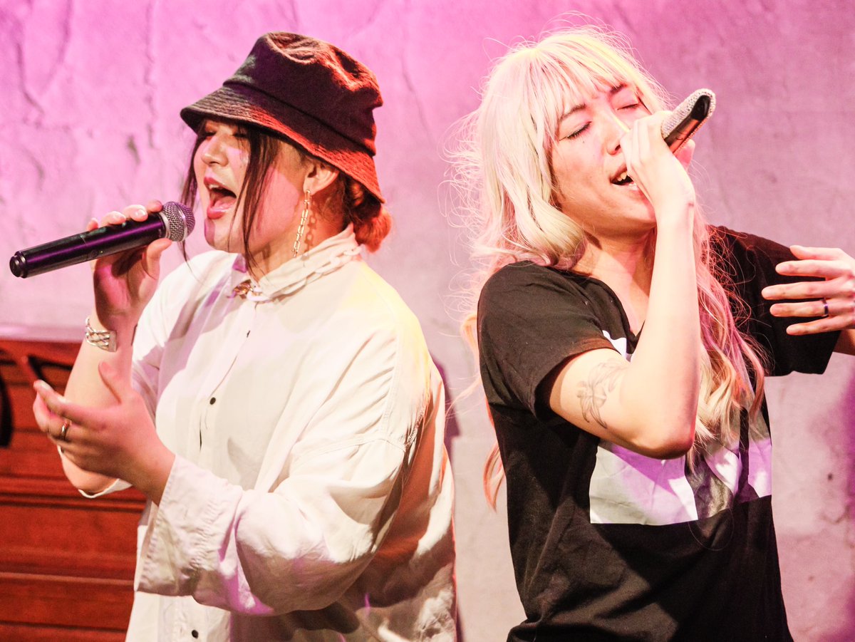 Do_sho0430's tweet photo. 1/9のヒラノタイチちゃん(@taixxvchi )とのツーマンライブの写真が届きましたー！！！✨🥰

実はCucinaさん(@CucinaCamera )に頼んでたんです🤣🤣

今回もカッコいい写真をありがとうございました🙇‍♀️🙇‍♀️🙇‍♀️🙇‍♀️🙇‍♀️ https://t.co/cgLr6SSIcN