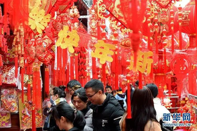 bTQ8s3icSTtGrM6's tweet photo. 红红火火迎新年！迎接幸福中国年！ https://t.co/ef38GEm86w