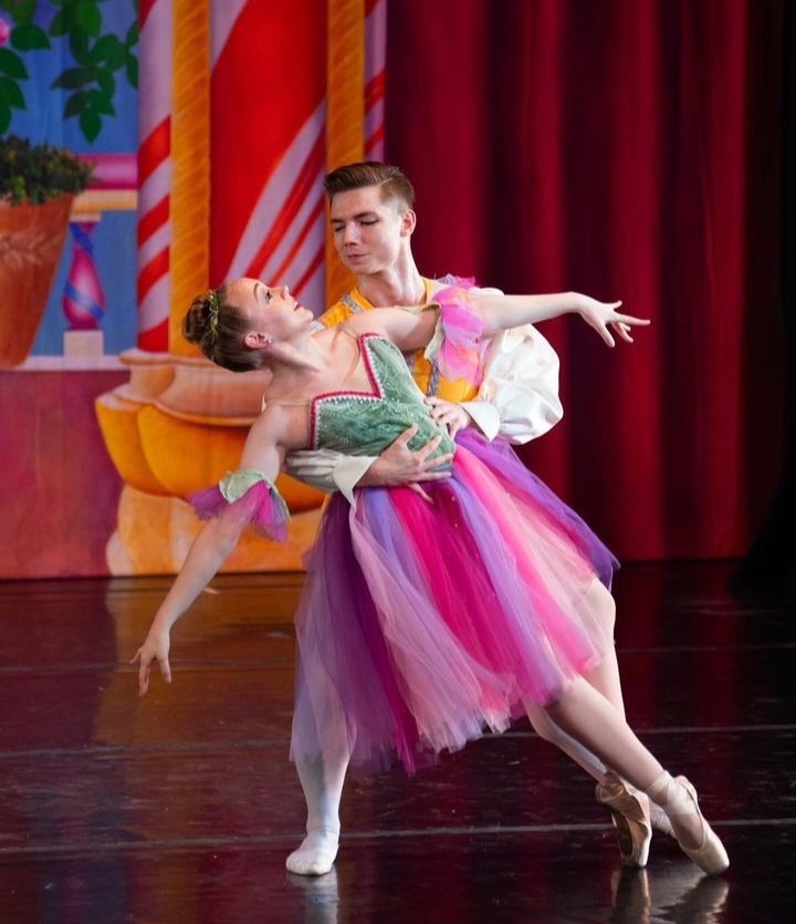 EllenKolman's tweet photo. Thought I'd brag about my son and his girlfriend. They've been professional ballet dancers for 7 years!
#Georgiaballet #BalletDancer #balletmom #proudmom #GeorgiaBallet https://t.co/AS5CYqvQwN