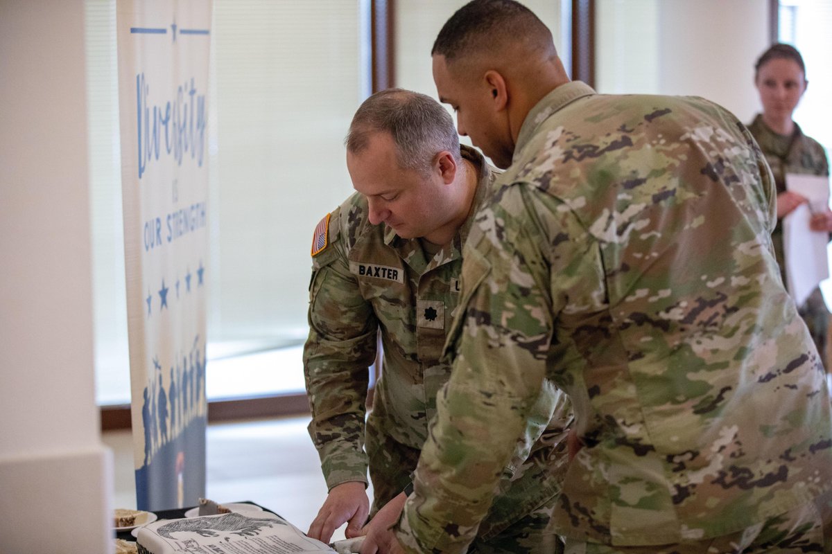 SETAF_Africa's tweet image. #SETAFAfrica hosted a Martin Luther King Jr. Day luncheon on Caserma Del Din last week to honor #MartinLutherKingJr's legacy &amp;amp; remember that by living our #ArmyValues, we embody all those ideals advanced by Dr. King's vision.

@USArmyEURAF | @USArmy 
@USAfricaCommand | @USAGItaly