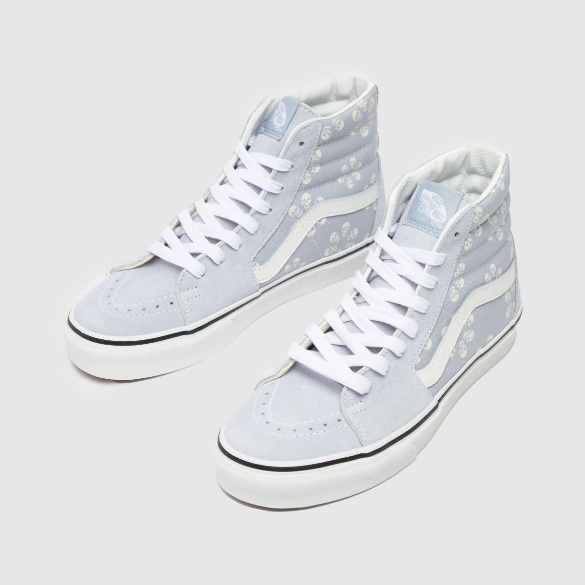 EmilyyNics's tweet photo. Sometimes I have to buy trainers that is comfortable, and worth the value. Dyspraxia can get them ruined too but I paid ยฃ18.99 on @Schuh imperfects. Can wear them indoors/outdoors too. Also I get called trendy because of the shoes I wear๐
#Trendy #VansTrainers #Dyspraxia https://t.co/sVXeQvs61a