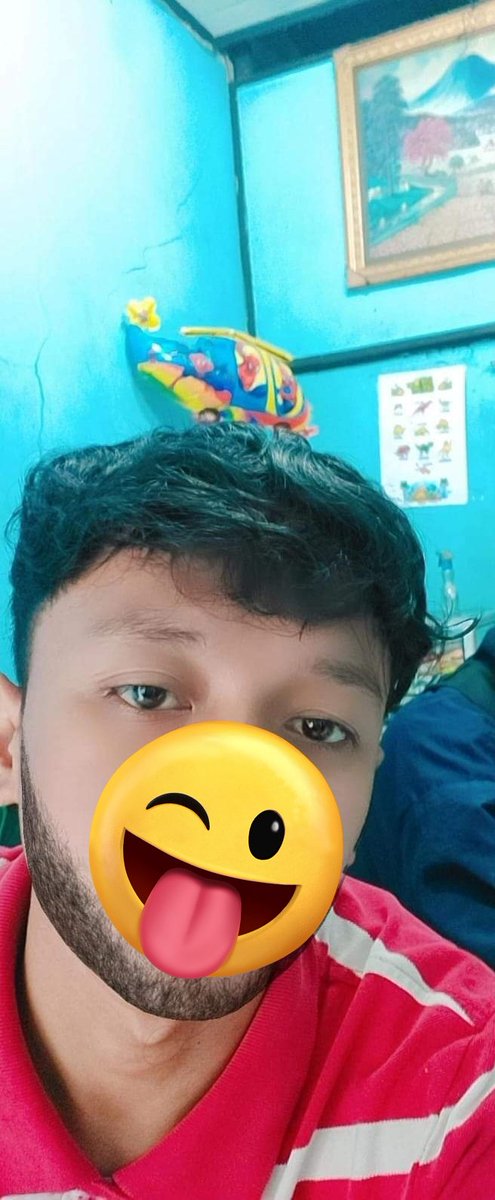 BONCUGIGOLO's tweet photo. Elumah enak suka nge gym guamah sukanya futsall wlee, semua manusia memiliki selera masing2 😇 https://t.co/1KyVGZDJAV