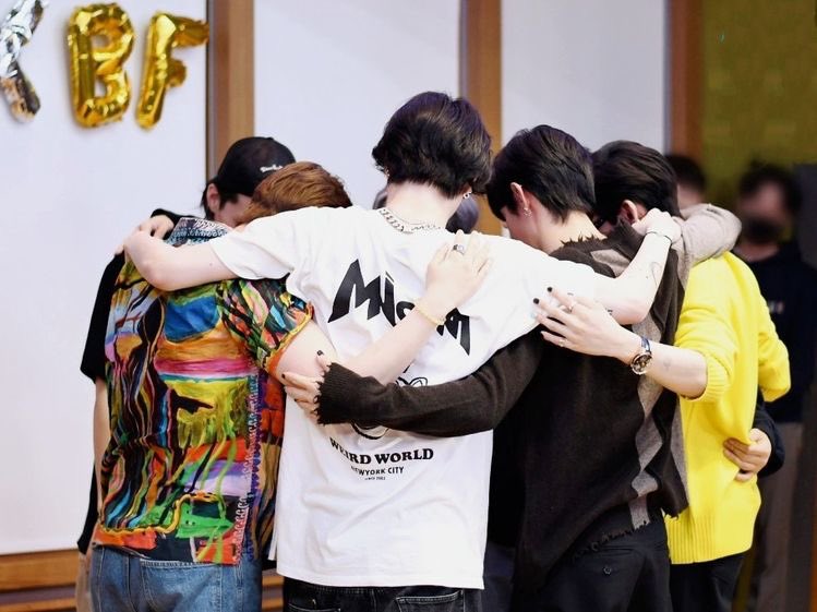 #9YearsStillAliveGOT7