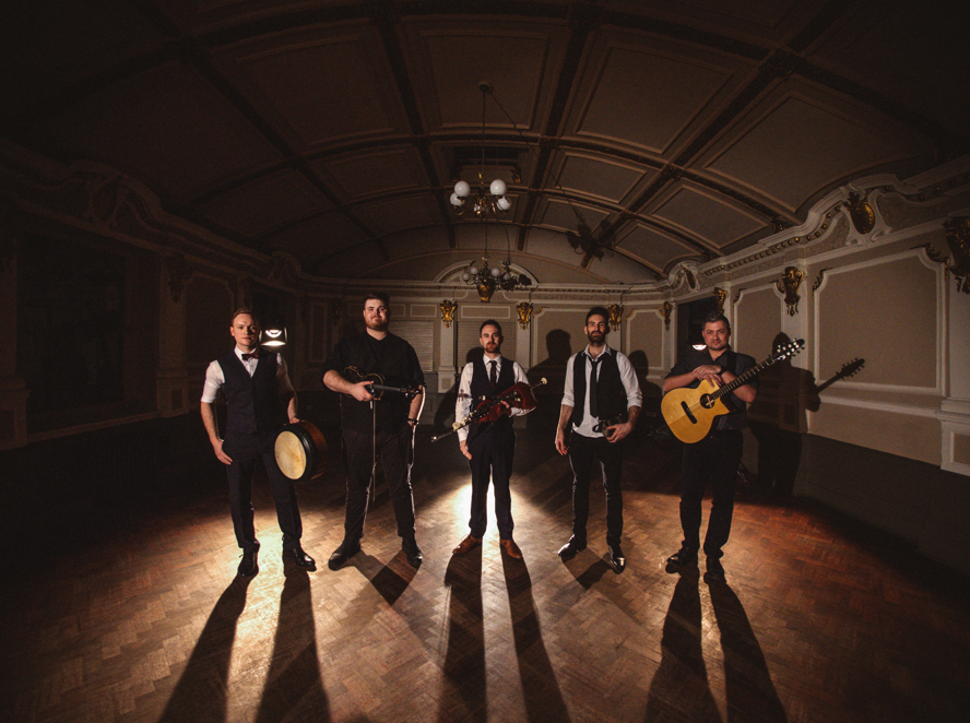 Summerhallery's tweet photo. 🔥Just Announced! 🔥
Nothing Ever Happens Here is proud to present Ímar - 30 April 23
'Genuinely jaw-dropping collective virtuosity supplied frills to burn' - Scotsman
https://t.co/HePZuYfSz6
#edinburgh #whatsonedinburgh #thingstodoedinburgh #edinburghmusic https://t.co/MNMt12G7Se