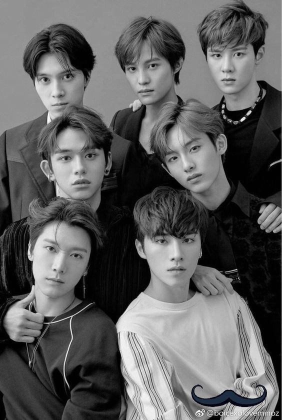 Nadia93840843's tweet photo. A pesar de todo lo que suceda, siempre estaré con ustedes mis 7 hermosos 💚💚💚💚💚💚💚 .
Los amo, admiro y son arte puro .
4EVER WITH WAYV
#WayV_4thAnniversary
#威神V出道四周年快乐
#웨이션브이4주년축하해
#HappyWayVDay https://t.co/tK3h0jStbV