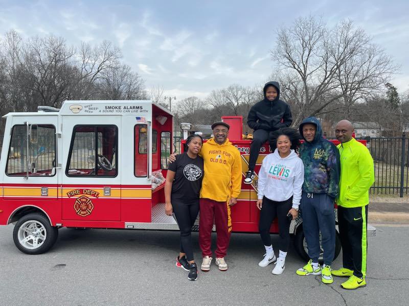 Andrea Lewis LR City Director (@andrealewislr) on Twitter photo Join me at the Marade this morning! 33rd & Chester Starts at 10am!
#MLKDay #ADayOn #NotADayOff #JoeyTheFriendlyFireTruck Join me at the Marade this morning! 33rd & Chester Starts at 10am!
#MLKDay #ADayOn #NotADayOff #JoeyTheFriendlyFireTruck
