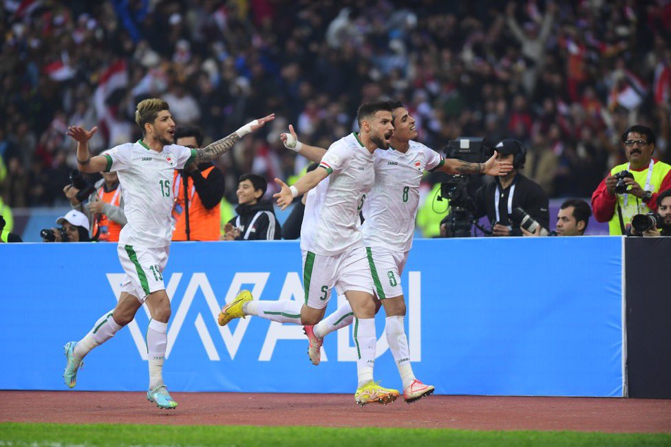 الف مبروك فوز منتخبنا العراقي اسود الرافدين على المنتخب القطري الشقيق و التأهل للمباراة النهائية لكأس الخليج ، شعبنا يستحق الفرحة و بإذن الله تستمر افراحنا 🇮🇶 #خليجي_25