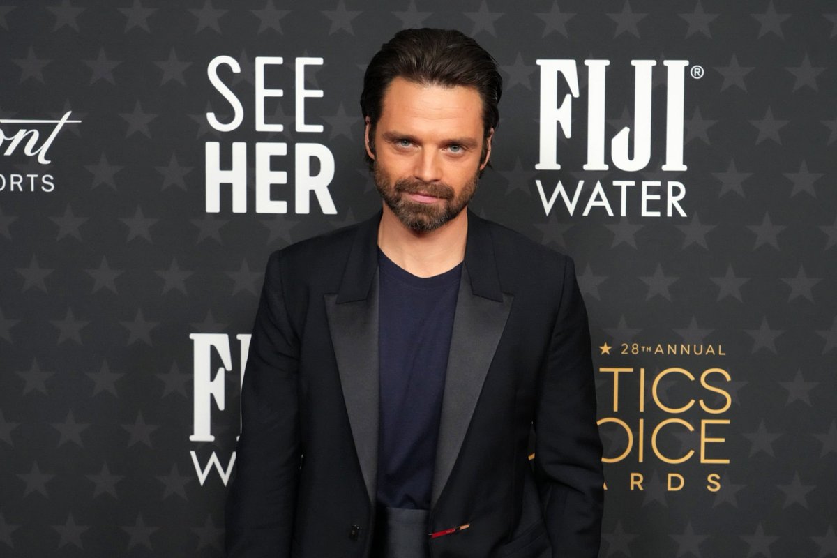 Sebastian Stan News Fansite on Twitter "📸 Photos 28th Annual Critics