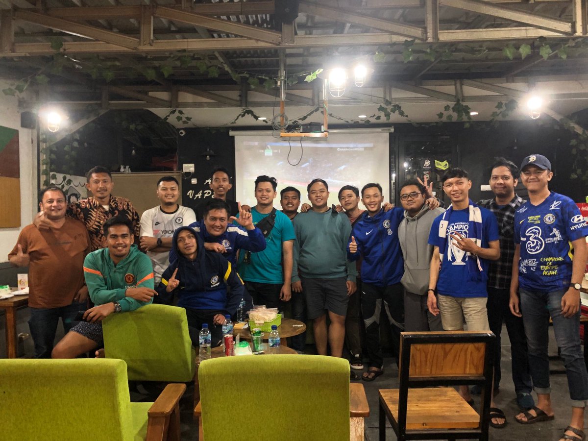 ciscbgr's tweet image. LAH MENANG???? 
Ga jadi naik darah kan ya, karena darah tinggi akibat nonton celsi tidak di cover BPJS fren