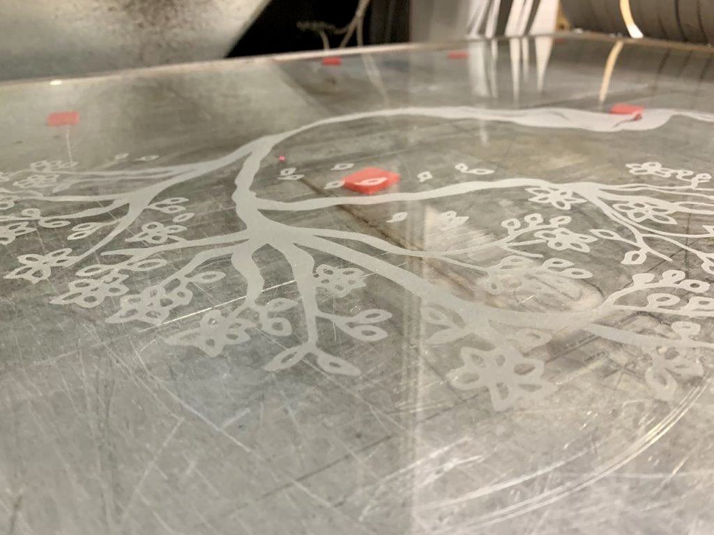 HScape_Surfaces's tweet photo. who are sadly no longer with us.
Indian sandstone with engraved glass, simple but effective! With the large plinth lit up looks stunning!
Designed by artist and alumni Gillian Davenport
Impossible π£πΌπππΆπ―πΉπ² π βͺβ«
#enhancesurfaces #transformspaces https://t.co/qyjFRAzOwW