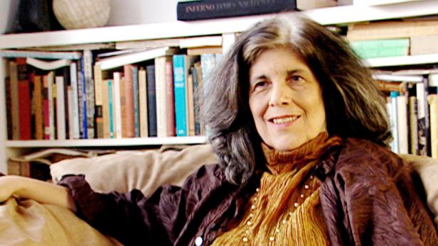 Happy Birthday Susan Sontag (* 16. Januar 1933 als Susan Lee Rosenblatt in New York City; 28. Dezember 2004)! 