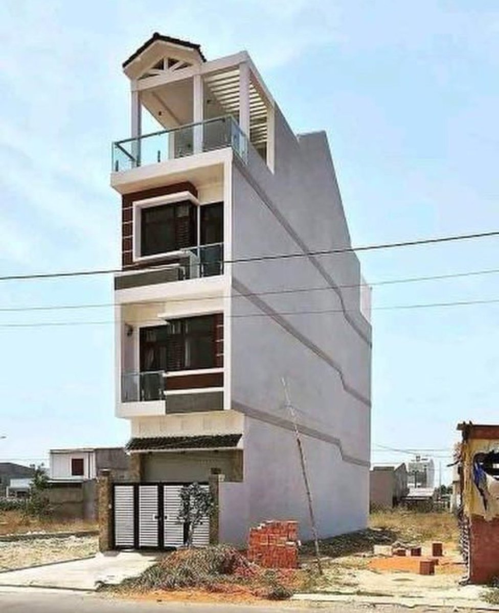 Naija_PR's tweet image. What city comes to your mind???