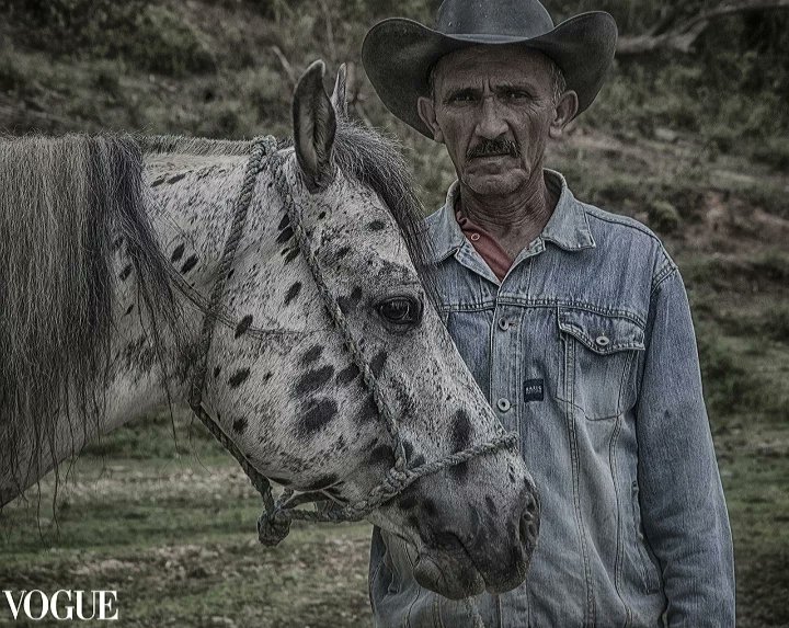 yramos83's tweet photo. Morning #fam!
Excited again because "Campesino feliz", 2020 has been accepted in #PhotoVogue, Italy.

#photovogue #horse #apaloosa #cubanphotographer #NFTs #NFTartist https://t.co/wFzHOysrrO