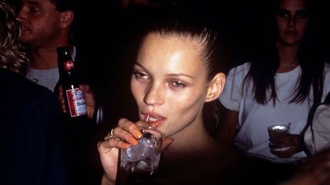 MOSSYVIBES's tweet photo. kate moss party lifestyle https://t.co/vZ2oozD0WH