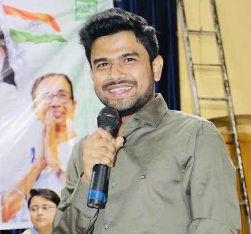 aitcsudip's tweet photo. The whole of our motherland - from the valleys of Kashmir to the seas of Kanyakumari, from the hills of Arunachal to the Rann of Kutch - #IndiaWantsMamatadi

It was delightful to join @IndiaWantsMB's first annual convention at the historical Indian Association Hall

#BeTheChange https://t.co/9cywz4HUud